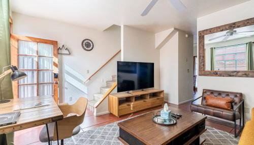 Vibrant 2BR DT Living, Stylish & Serene Stay - Foto 3