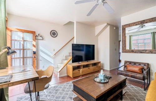 Vibrant 2BR DT Living, Stylish & Serene Stay - Foto 3