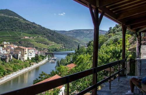 Casa da Encosta Douro Valley - Photo 1