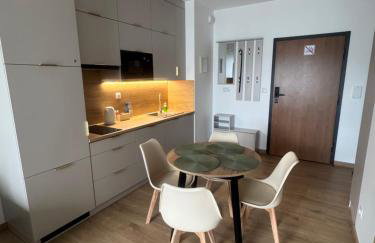 Apartament Neonowy by Apartamenty 77 - Photo 6