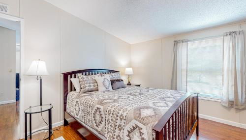 Riverfront Stay Sleeps 6 Deck Firepit Water View - Foto 3