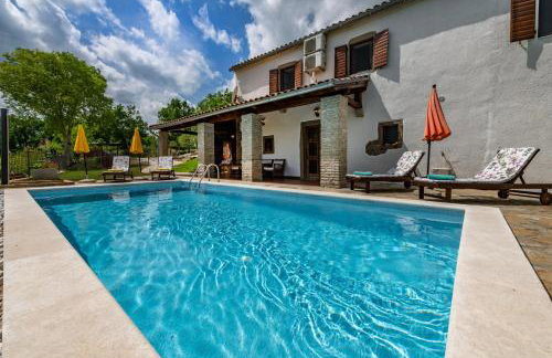 Villa Eda, a rustic beauty nestled in the heart of Istria - Foto 3