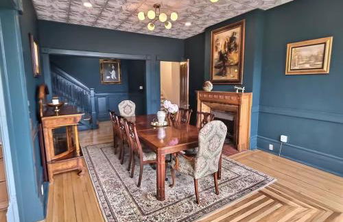 Sleeps 30+ • 10BR Mansion •Events • Bar • Backyard - Foto 7