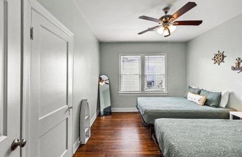 The Starboard at M Historic Lost Bayou Retreat Walk to Beach Sleeps 6 - Foto 23