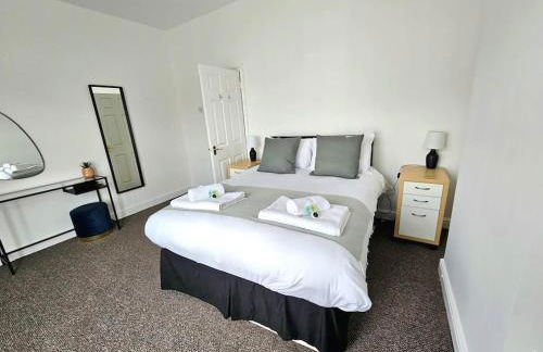 Entire house, Waterloo, free street parking - Foto 8