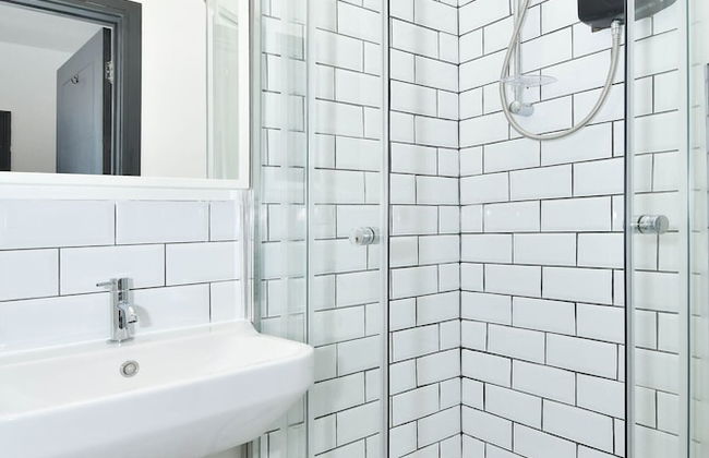 Townhouse @ 202 Walthall Street Crewe - Photo 28