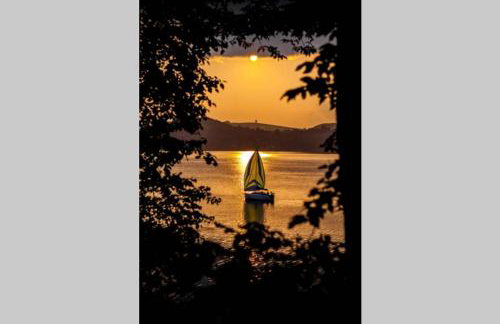 The Lake House - dom nad samym Jeziorem Rożnowskim - Foto 1