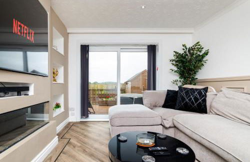 2 Bedroom House-Free Parking - Photo 17