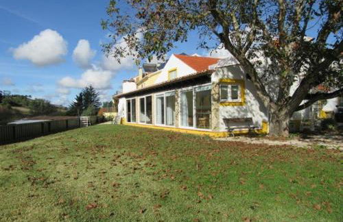 Quintal do Freixo - Country House - Photo 32