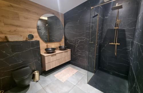 Gîtes Les Rozens, créés pour vous détendre et vous offrir une parenthèse de bonheur! - Foto 3