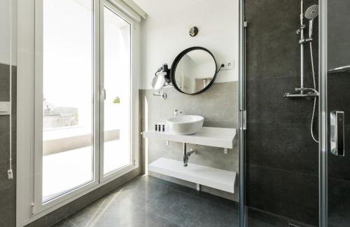 Plaza de España Skyline - Photo 142