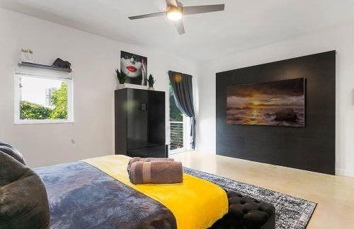 Luxury Mansion, Game Room, Pool, Rooftop, Skyline, Walk to Las Olas - Foto 5