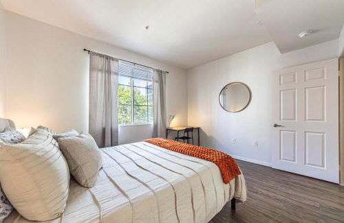 Modern Townhouse with 4 Bedrooms Near LAX - Foto 14