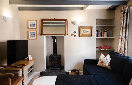 Smugglers Cottage in Penryn Nr Falmouth - Photo 2