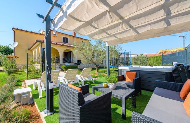 Spacious Apartment With Garden - Foto 31