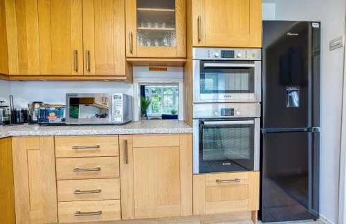 Modern 3 Bedroom 2 Bath House with Parking, Wednesbury, Birmingham - Foto 25