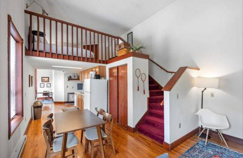 Jacuzzi 1BR loft with den and office-open concept - Foto 24