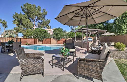 Lavish Family Escape with Game Room in Avondale! - Foto 34