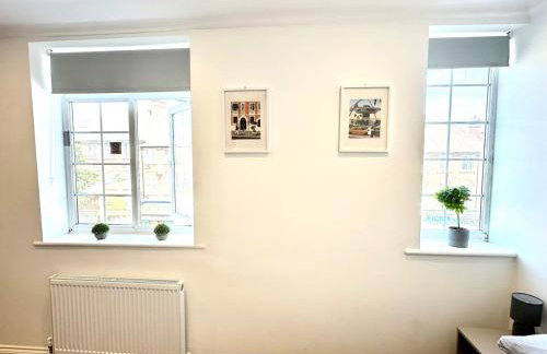 Spectacular Modern, Private Apartment,15 Mins To Central London - Photo 17