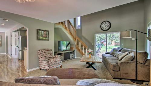 Creekfront Lincoln Home, Steps from Downtown! - Foto 4