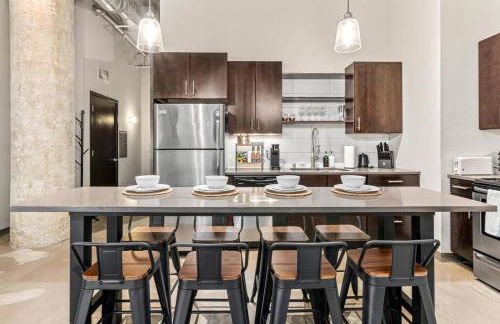 DT 2BD Steps from Target Field+GYM+KTCHN+LNDRY - Foto 14