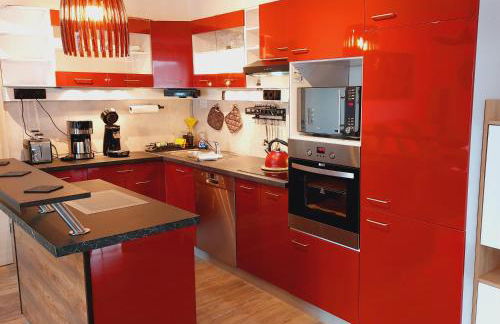 APARTMENTHAUS "AM KORNFELD" - 10 Gästewohnungen mit 1-3 Schlafzimmern, 40 Betten, Raucherbalkon, Reinigungs- & Wäscheservice, Grillgarten, Parkplatz - Foto 23