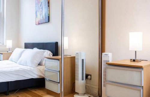 Comfy 2-Bed Flat On Upper St - Next To Tube - Foto 3