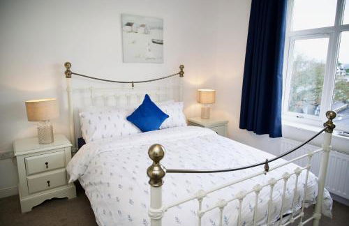 Bryn Gwyn, Sleeps 8, Sea Views, Borth y Gest - Photo 16
