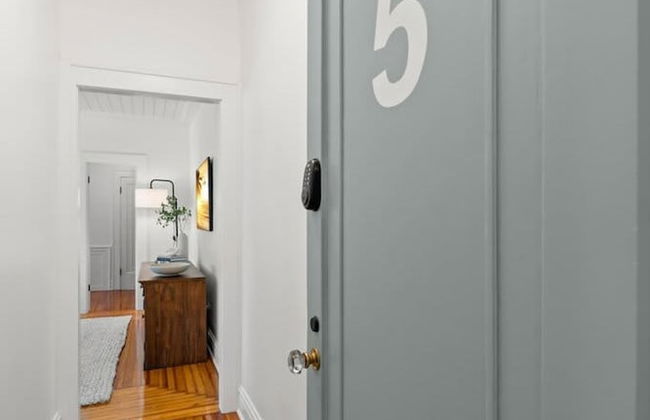 The Adaline 5 by Brightwild Classy Hyde Park Apt - Foto 20