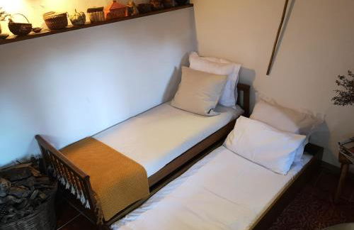 Toca do Esquilo - Montesinho - Foto 11