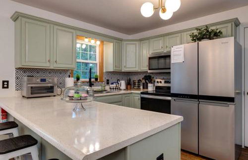 The Mountain Muse - Music, Games, HotTub, Sleeps12, PetsOk - Foto 14