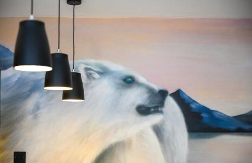 West Didsbury Retreat l Cinema l Sleeps 8 - Photo 7