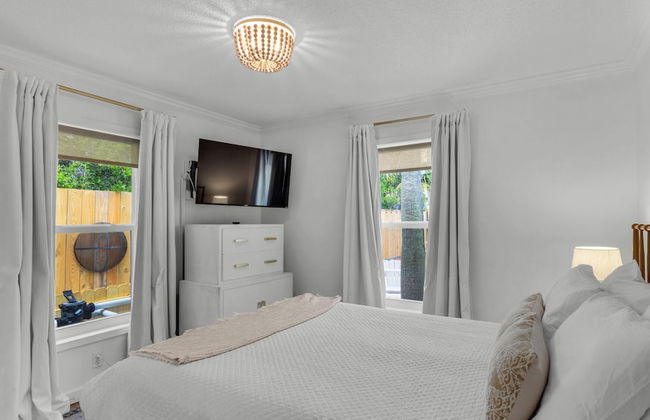 Private Pool in Grayton & Feet to the Beach; Next Door to Chiringo & Red Bar - Foto 4