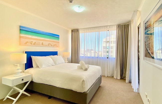 The Astor Apartments - Photo 12