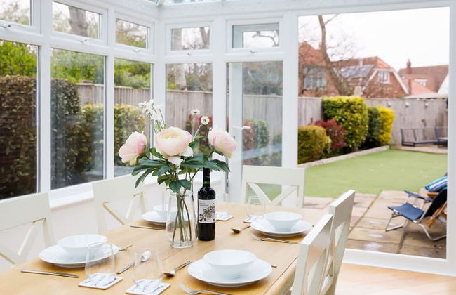 Modern Stylish Seaside Family Home - Foto 40