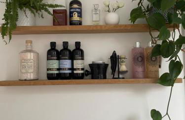 The Clock Tower Apartment - Spacious, Modern, 2 Bedroom Apartment , Southsea with Free parking - sleeps 4 - Photo 26