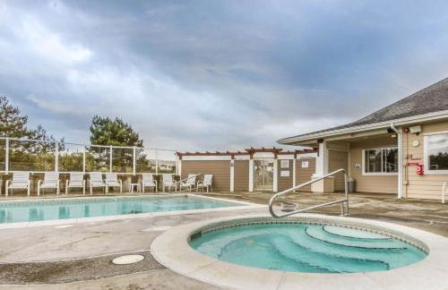 Top Floor - All The Views - 2 Bed 2 Bath Apartment in Westport - Foto 5