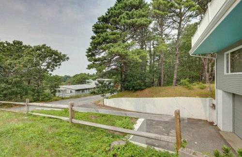 Cape Cod Home w/Ocean View, Roof Top, Pool & Hot Tub - Photo 37