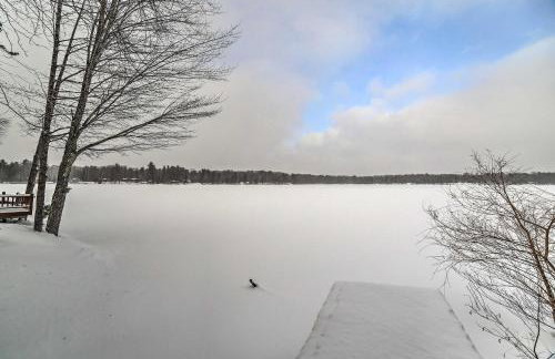 Lakefront Cabin with Private Dock and Beach! - Foto 28