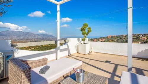 Luxury-Penthouse-La Mairena-Seaview-Jacuzzi-Marbella - Foto 4