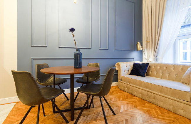 MR 3 Apartments - Photo 19