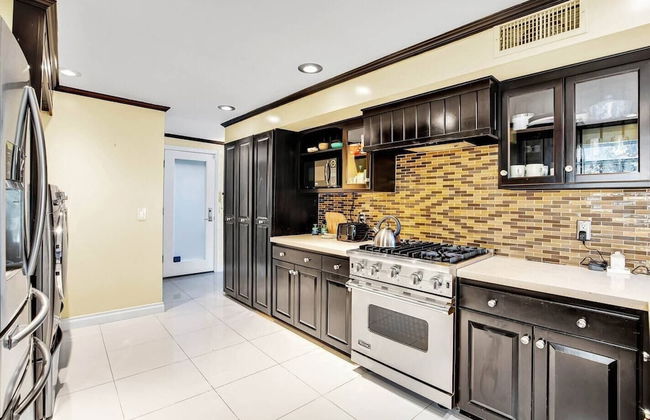 Cahuenga Park by Avantstay Hollywood Hills Home - Foto 9