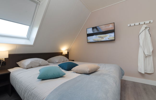 5 bedroom House in Colijnsplaat with garden and terrace - Photo 14