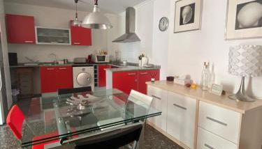 Llandells 12 - Photo 4