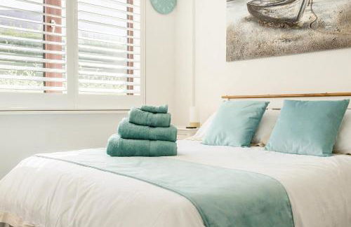 Stone's throw from beach and forest, stunning country walks - Foto 13