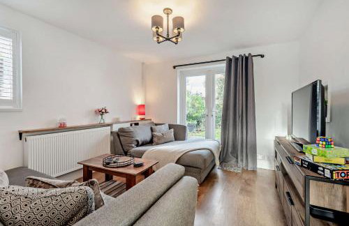 Rockford Cottage 3 Bed Modern New Forest House with Garden - Foto 19