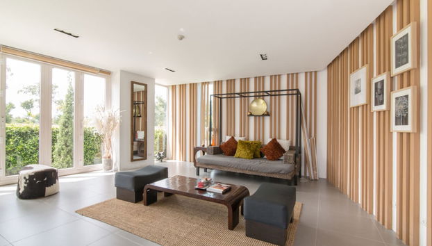 First Choice Grand Suites - Photo 2