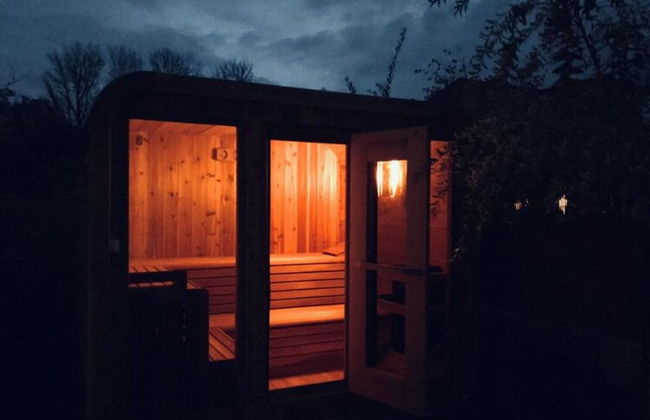 House With a Private Swimming Pool and Sauna - Foto 14