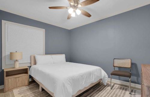 Spacious 4BR Family Home with Game Room - Foto 20