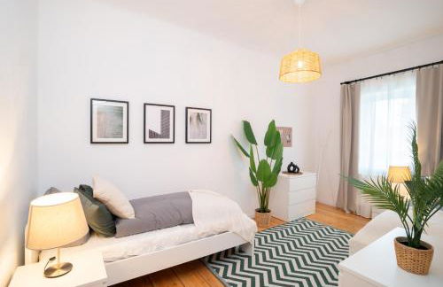 Arbio Monteurzimmer Fredersdorf parking included - Photo 33